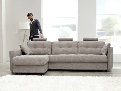 Ce canapé convertible, aux accoudoirs arrondis, offre un excellent couchage mais aussi une très bonne assise. Existe en différents coloris et motifs