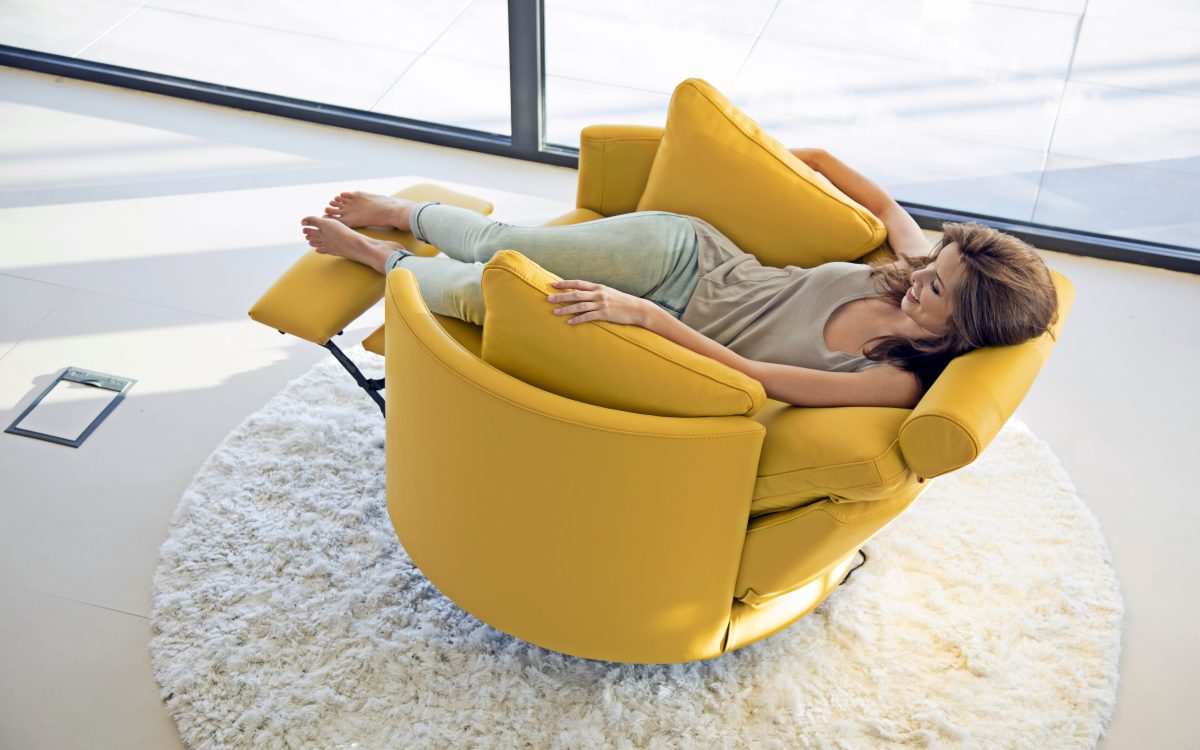 Fauteuil rond pivotant relaxation électrique - Story