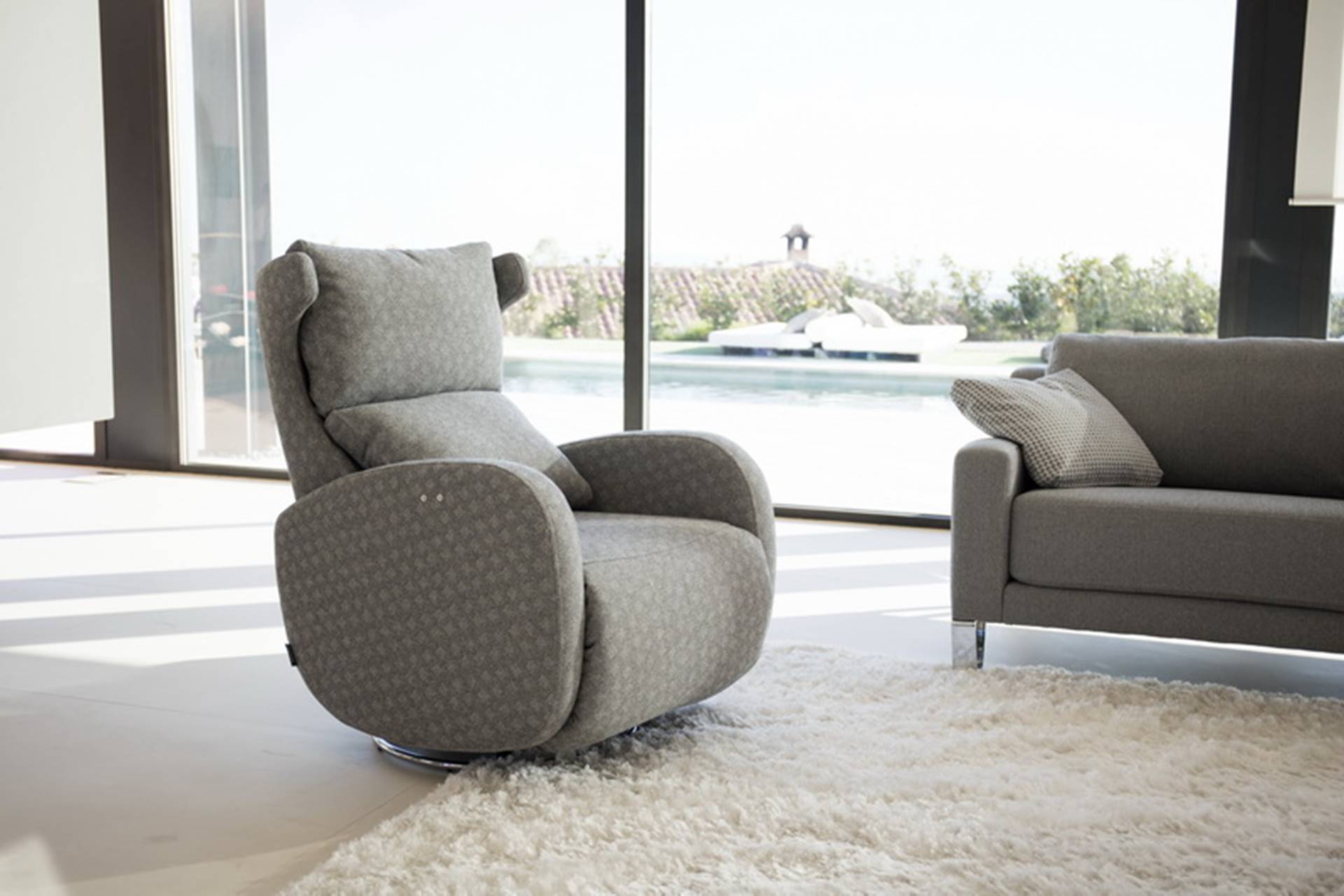 pivot 3 tables relaxation Fauteuil pivotant Story pivot 3 tables relaxation Fauteuil pivotant Story