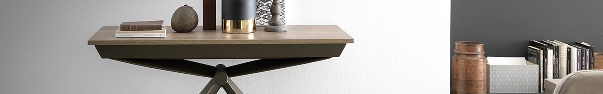 Cette console extensible se transforme en table de repas pouvant accueillir jusqu’à 8 personnes.