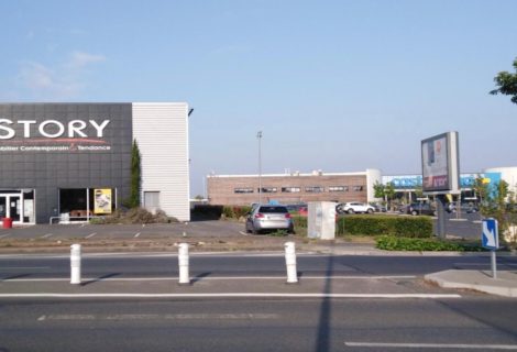 Façade STORY Tours - mobilier contemporain et tendance